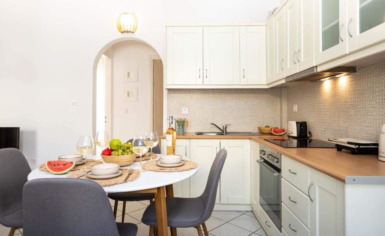Pure Naxos - Central Complete Apartment Naxos City Екстер'єр фото